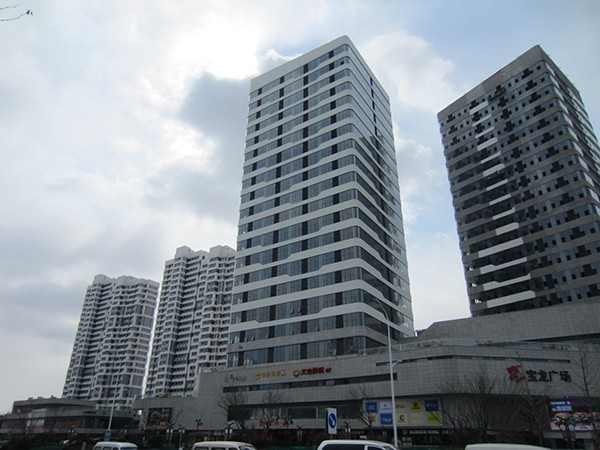 寶龍廣場(chǎng) 